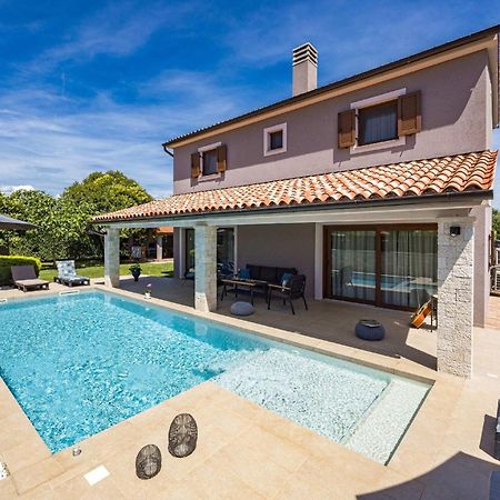 Villa Roma Near Pula For 6 People With Private Pool Jadreški 외부 사진