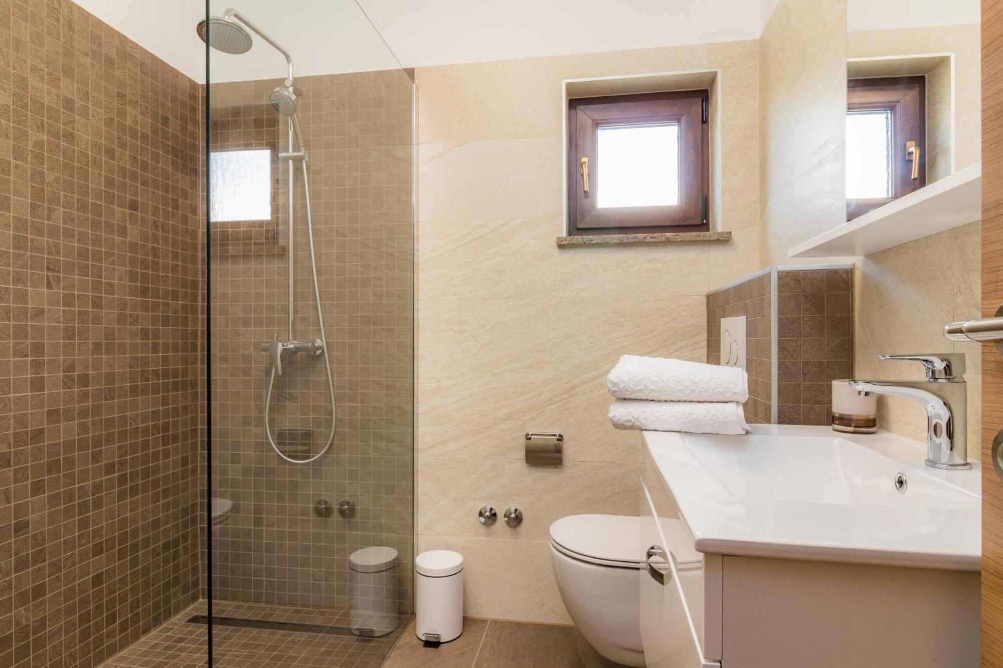 Villa Roma Near Pula For 6 People With Private Pool Jadreški 외부 사진