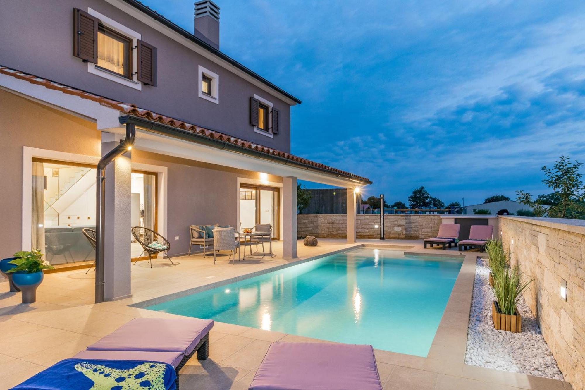 Villa Roma Near Pula For 6 People With Private Pool Jadreški 외부 사진