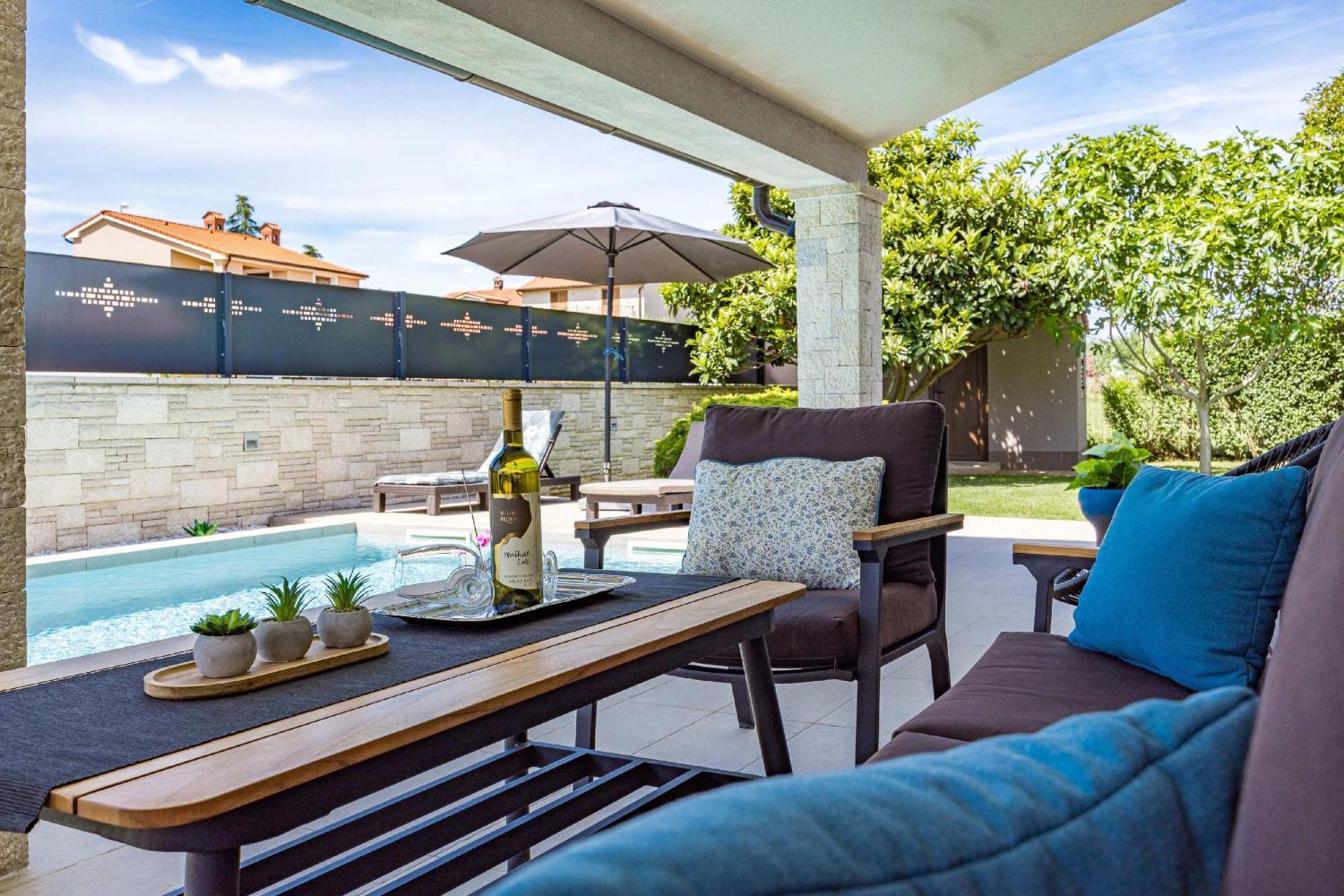 Villa Roma Near Pula For 6 People With Private Pool Jadreški 외부 사진