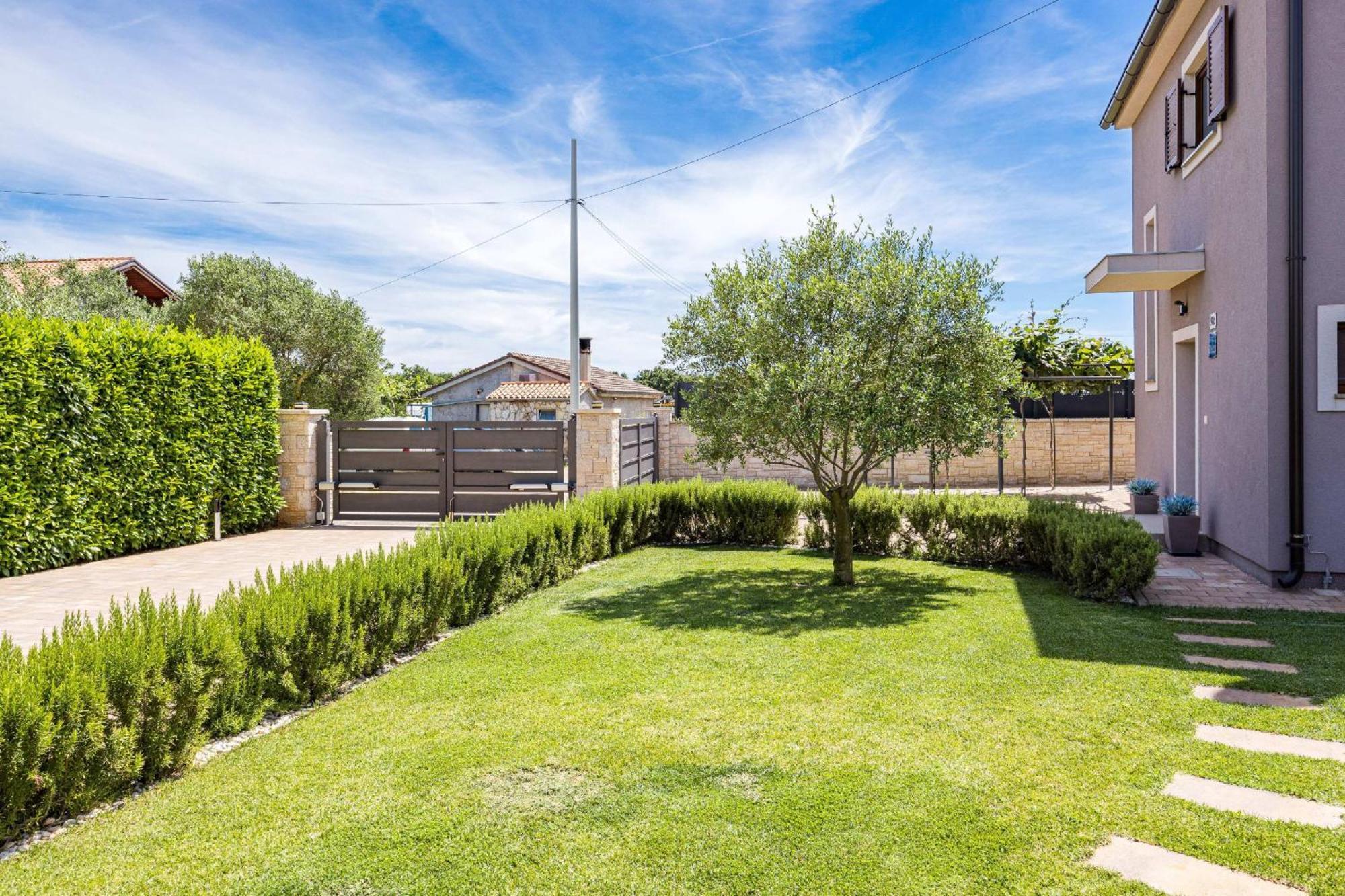 Villa Roma Near Pula For 6 People With Private Pool Jadreški 외부 사진